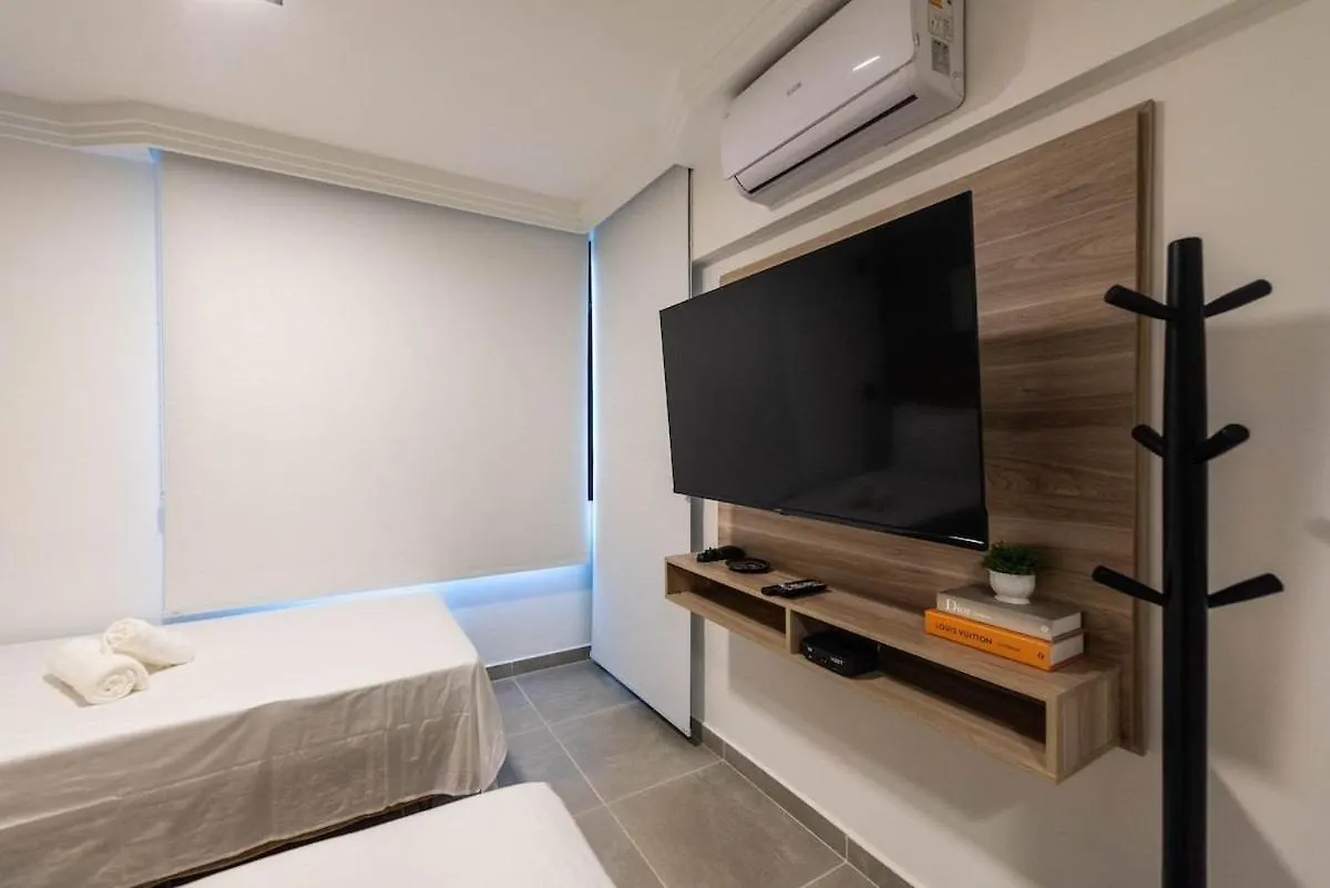 شقة P110 | Novo Bhaus Jardins Oscar Freire | Paulista ساو باولو البرازيل